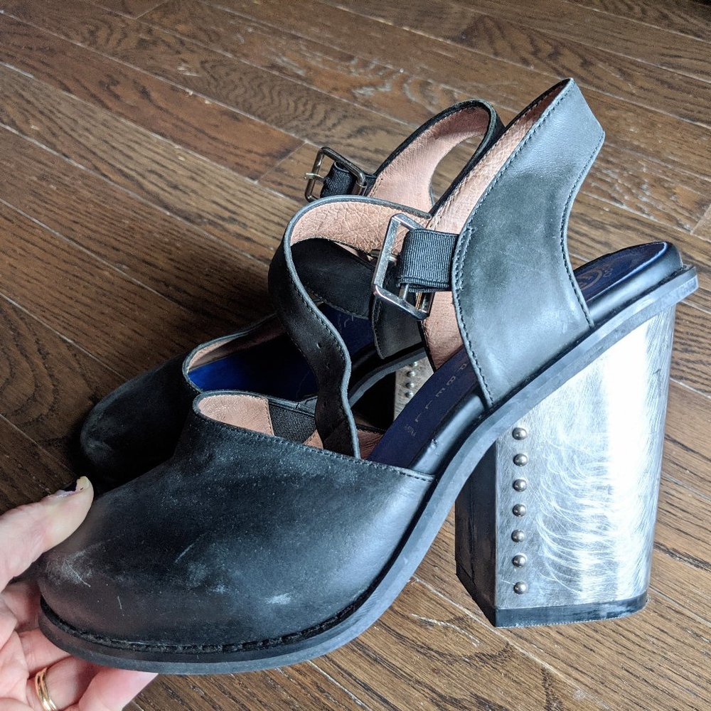 Jeffrey Campbell Ibiza Mary-Janes feat. steel heel